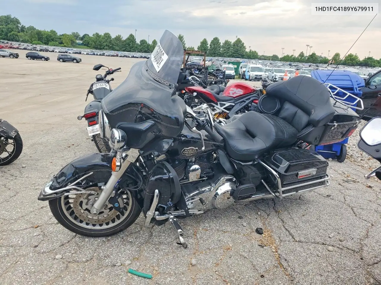 2009 Harley-Davidson Flhtcu VIN: 1HD1FC4189Y679911 Lot: 61176806