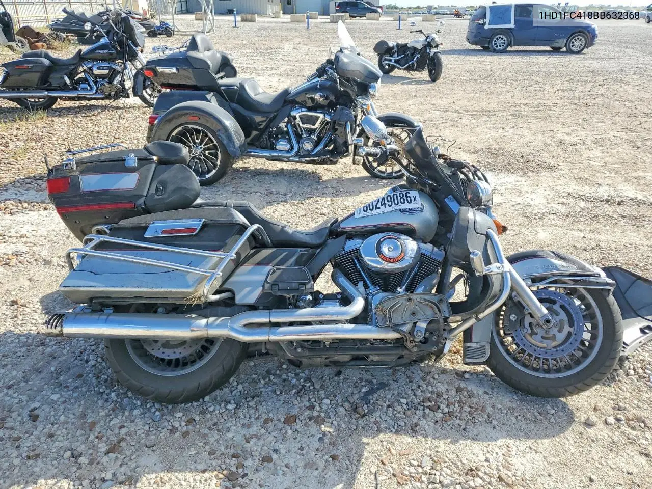 2011 Harley-Davidson Flhtcu VIN: 1HD1FC418BB632368 Lot: 60249086