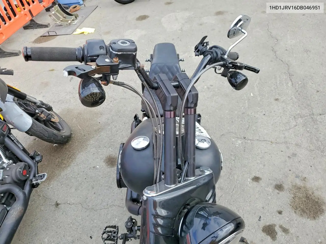 2013 Harley-Davidson Fls Softail Slim VIN: 1HD1JRV16DB046951 Lot: 59871976