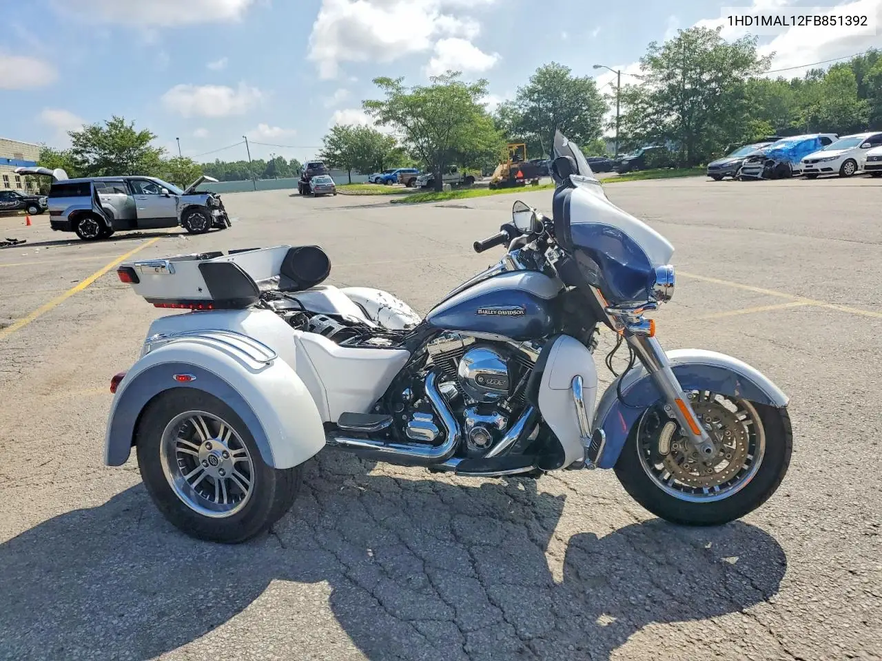 2015 Harley-Davidson Flhtcutg Tri Glide Ultra VIN: 1HD1MAL12FB851392 Lot: 58818566