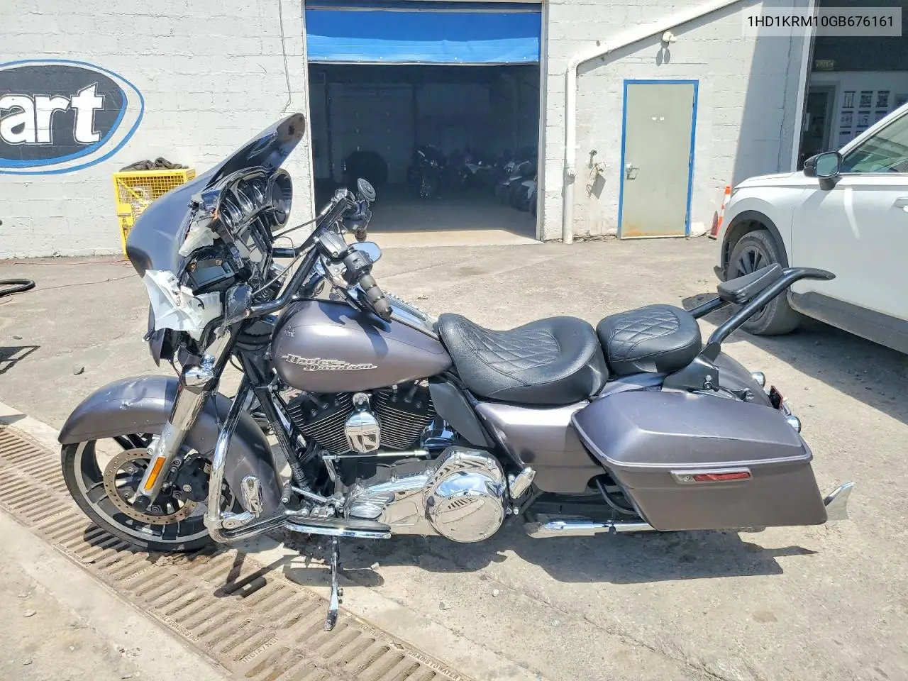 2016 Harley-Davidson Flhxs Street Glide Special VIN: 1HD1KRM10GB676161 Lot: 57933296