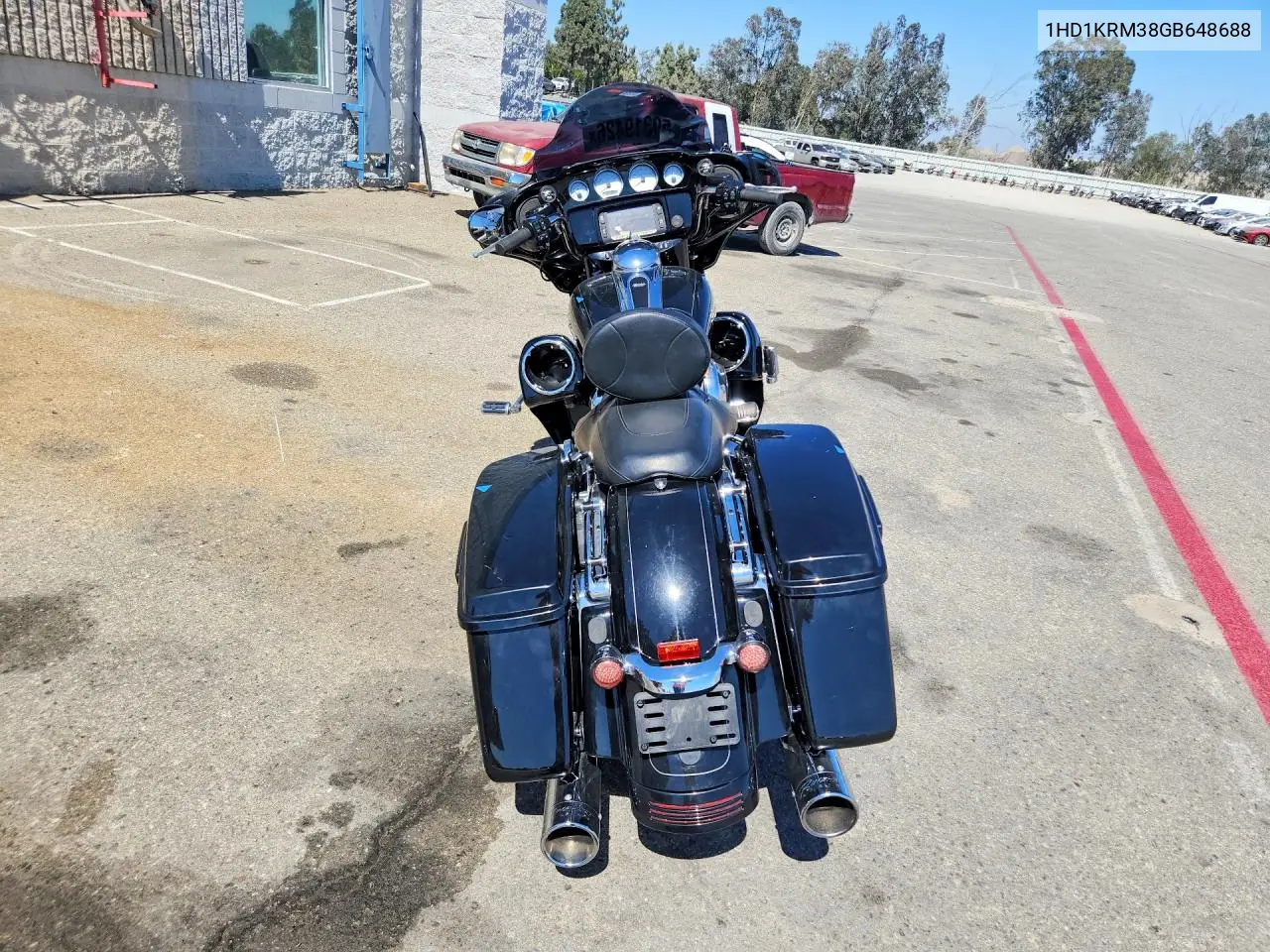2016 Harley-Davidson Flhxs Street Glide Special VIN: 1HD1KRM38GB648688 Lot: 59319426