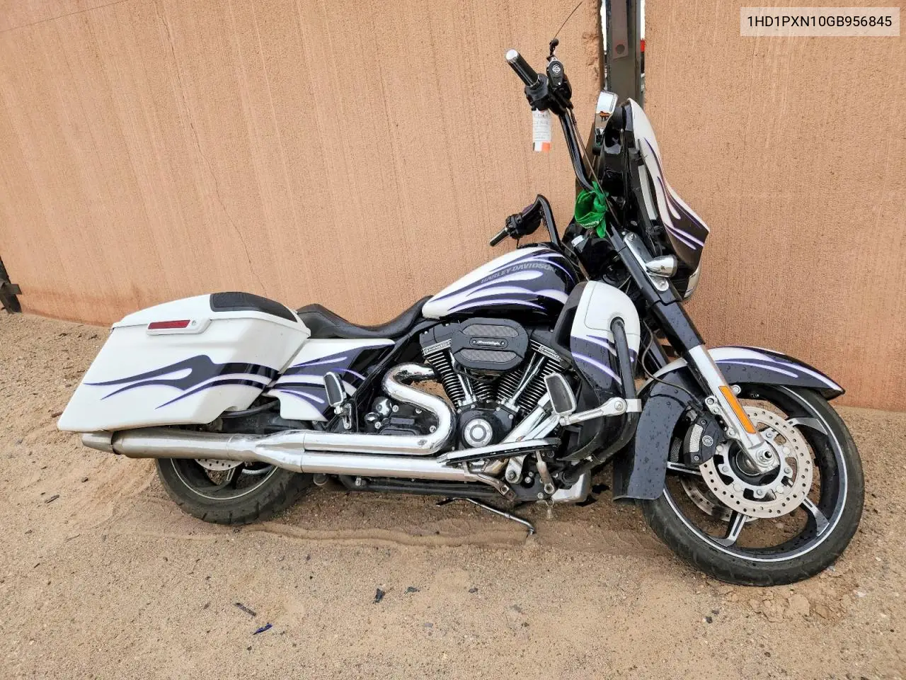 2016 Harley-Davidson Flhxse Cvo Street Glide VIN: 1HD1PXN10GB956845 Lot: 61197356