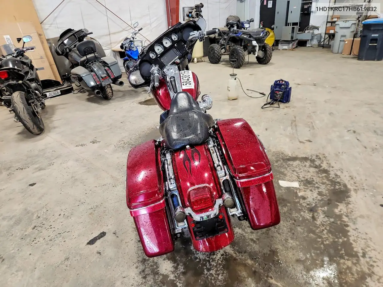 2017 Harley-Davidson Flhxs Street Glide Special VIN: 1HD1KRC17HB619832 Lot: 58438156