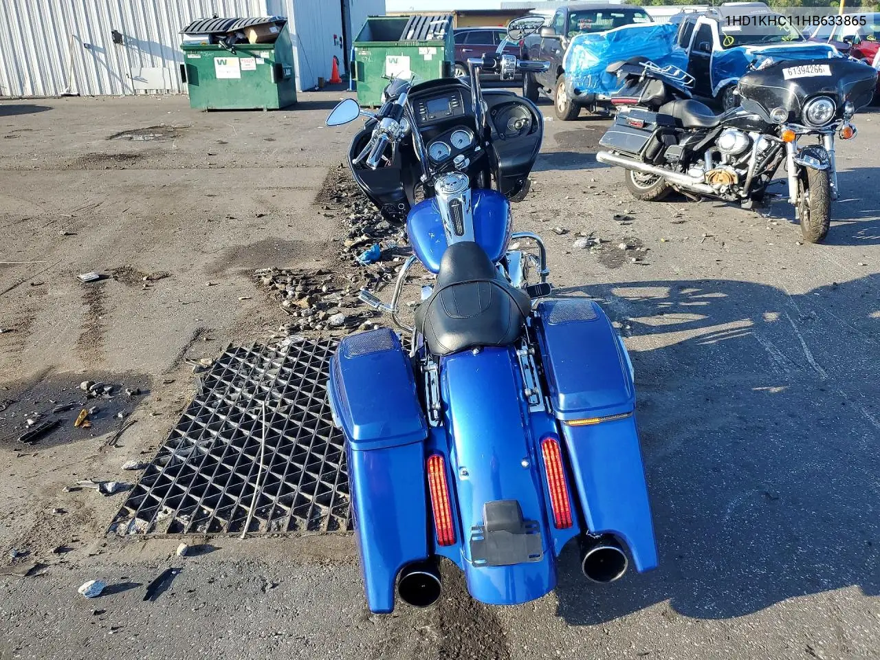 2017 Harley-Davidson Fltrx Road Glide VIN: 1HD1KHC11HB633865 Lot: 61343296