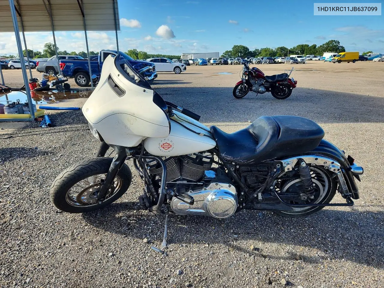 2018 Harley-Davidson Flhxs Street Glide Special VIN: 1HD1KRC11JB637099 Lot: 56196136