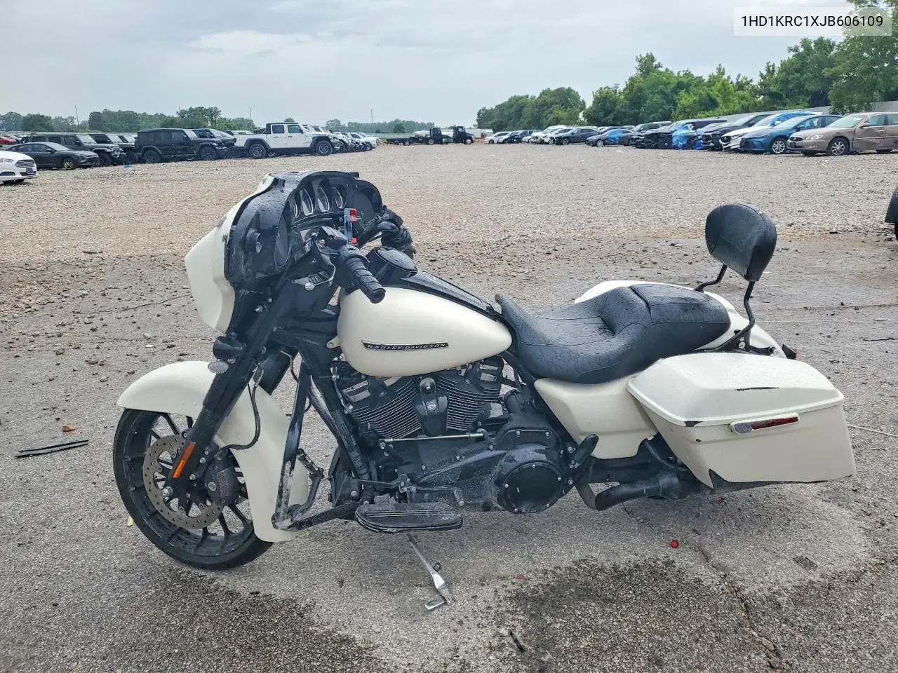 2018 Harley-Davidson Flhxs Street Glide Special VIN: 1HD1KRC1XJB606109 Lot: 60371566
