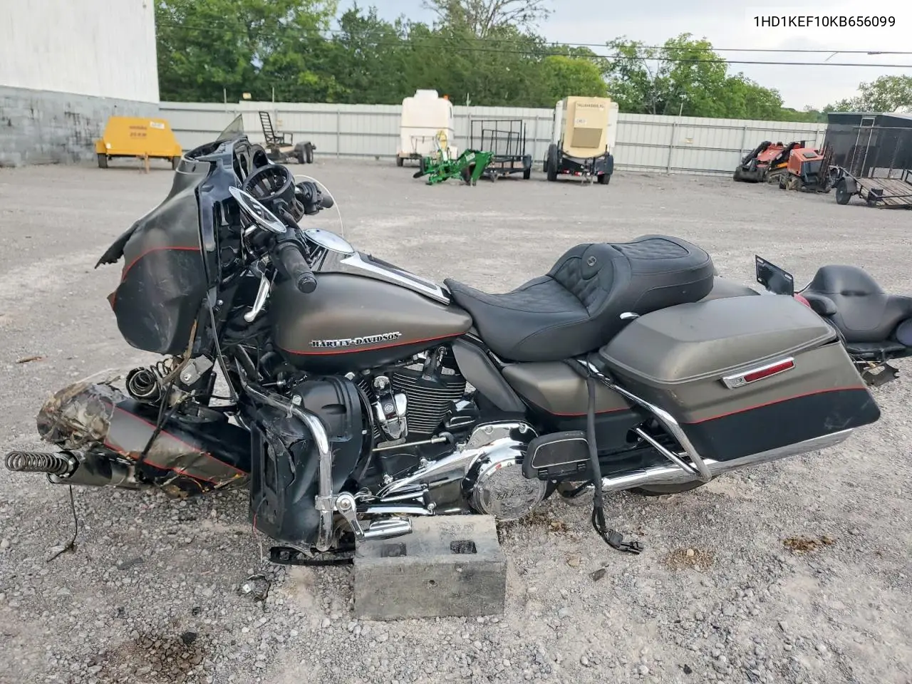 2019 Harley-Davidson Flhtk VIN: 1HD1KEF10KB656099 Lot: 62148806