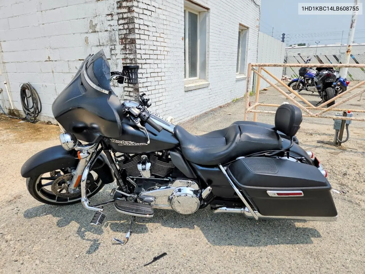 2020 Harley-Davidson Flhx VIN: 1HD1KBC14LB608755 Lot: 61182606