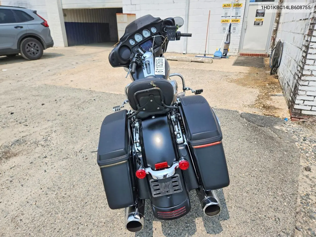 2020 Harley-Davidson Flhx VIN: 1HD1KBC14LB608755 Lot: 61182606