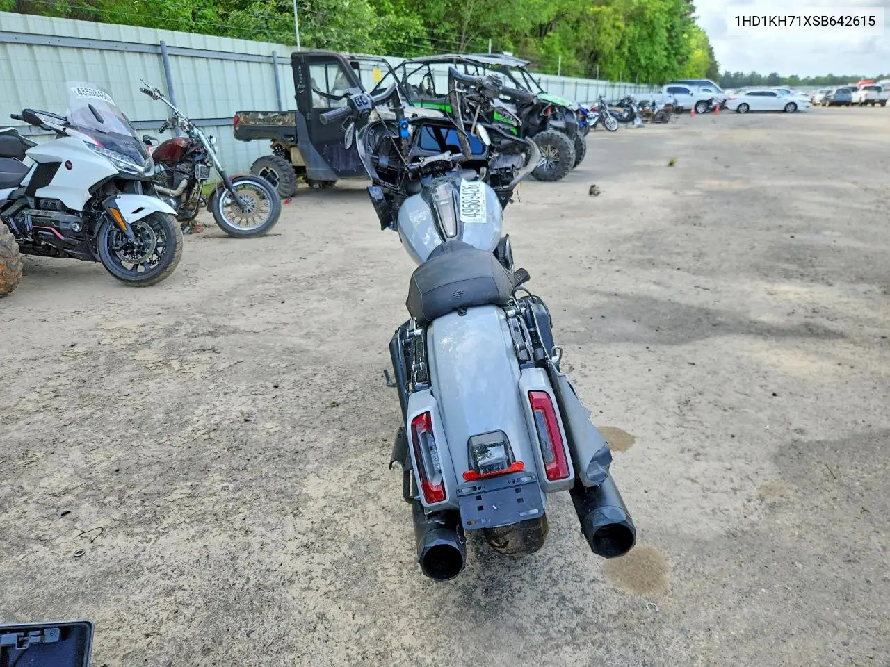 2025 Harley-Davidson Fltrx VIN: 1HD1KH71XSB642615 Lot: 49589426