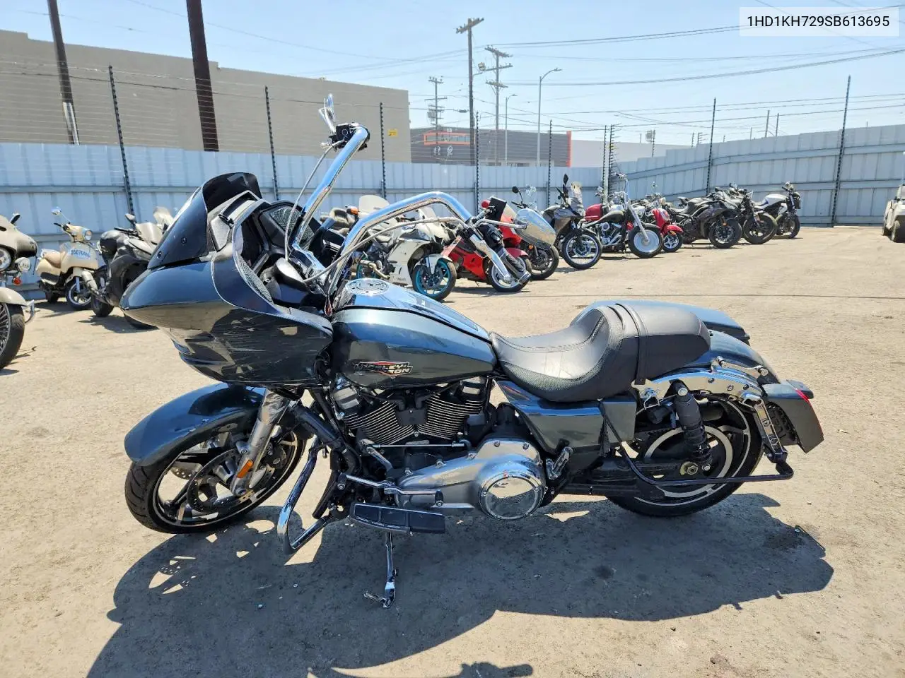 2025 Harley-Davidson Fltrx VIN: 1HD1KH729SB613695 Lot: 59943846