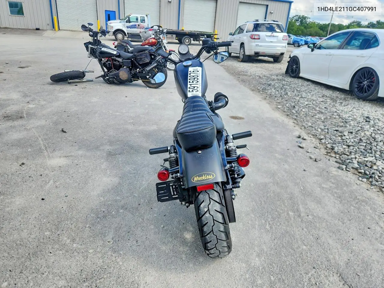2016 Harley-Davidson Xl883 Iron 883 VIN: 1HD4LE211GC407991 Lot: 59159876
