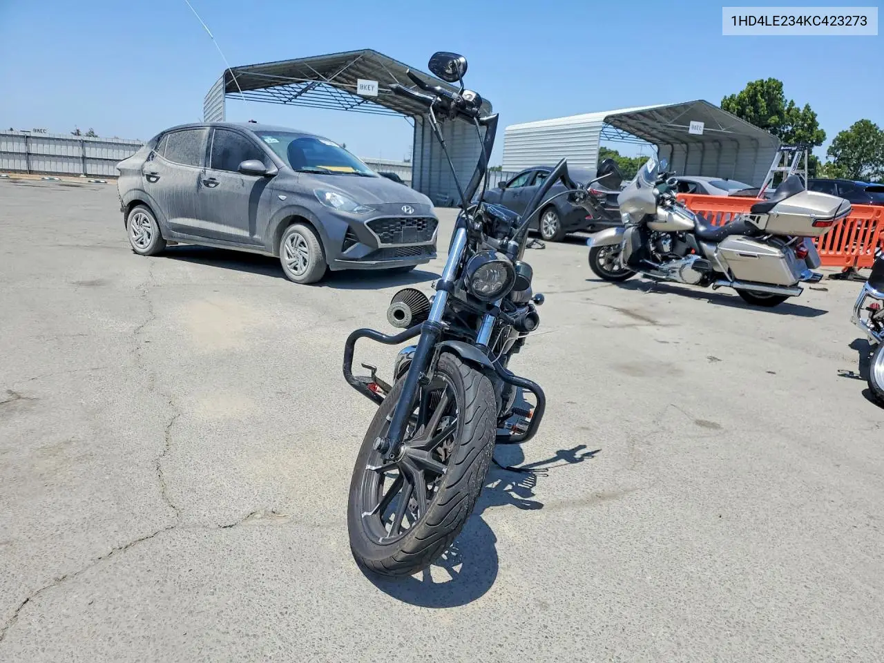 2019 Harley-Davidson Xl883 N VIN: 1HD4LE234KC423273 Lot: 60393396