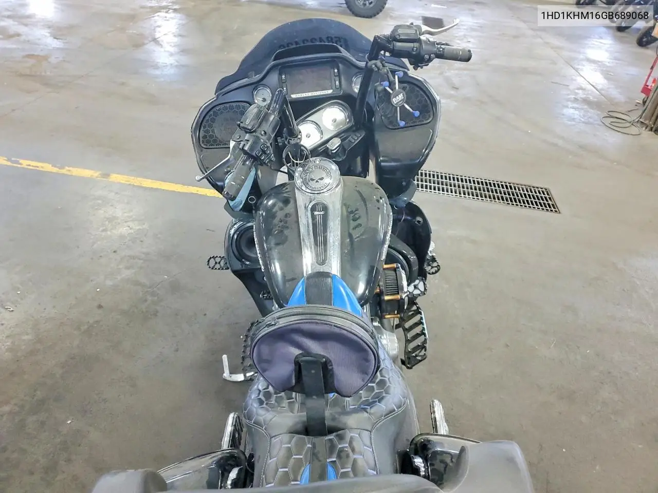 2016 Harley-Davidson Fltrx Road Glide VIN: 1HD1KHM16GB689068 Lot: 58433426