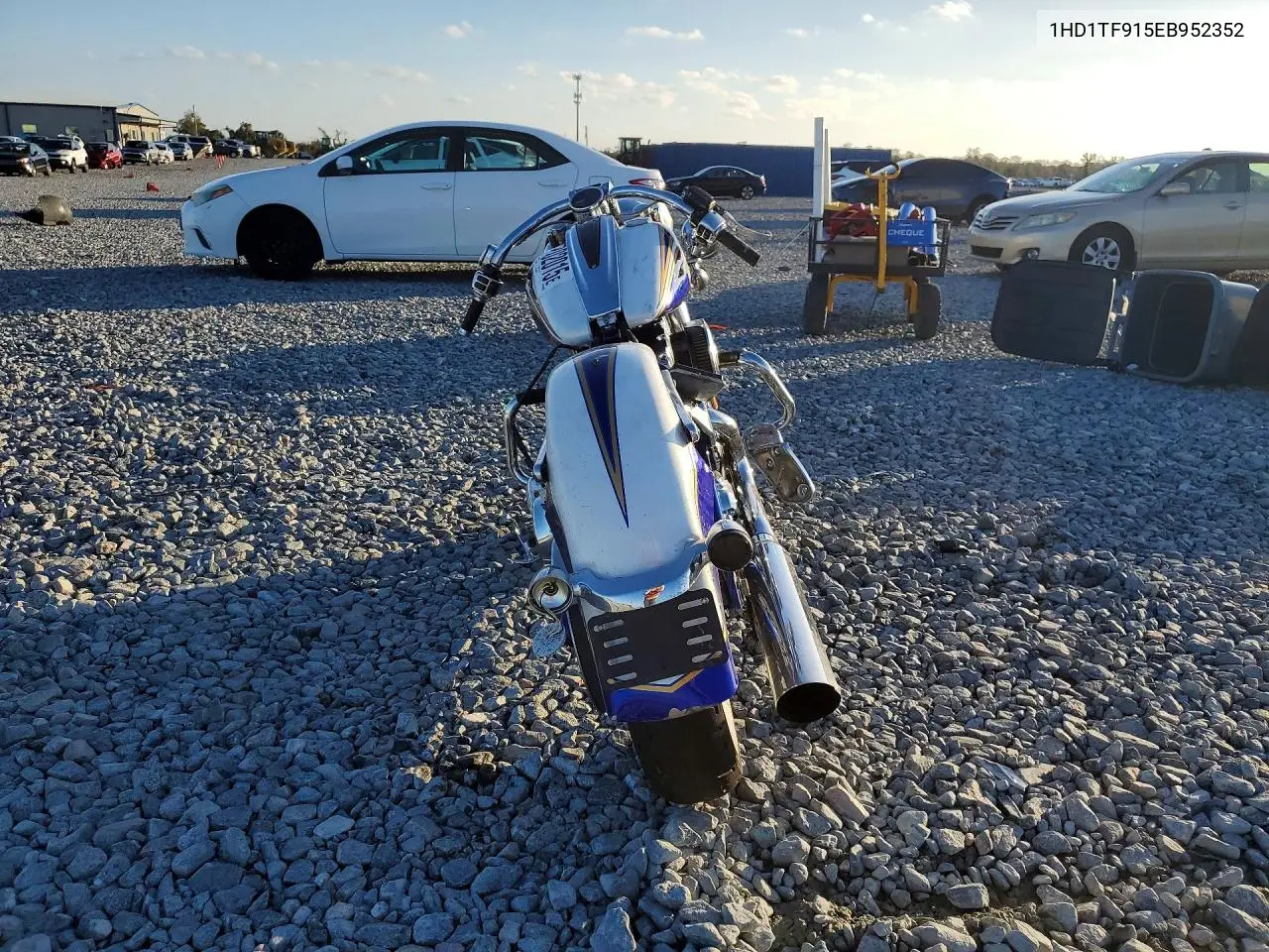 2014 Harley-Davidson Flhtnse Cvo Softail Deluxe VIN: 1HD1TF915EB952352 Lot: 75702015