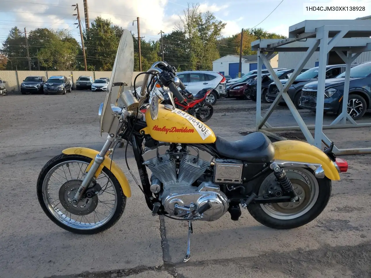 1999 Harley-Davidson Xl883 C VIN: 1HD4CJM30XK138928 Lot: 84796435