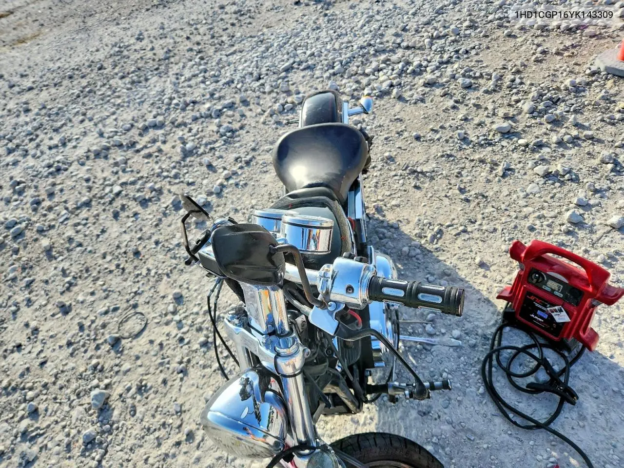 2000 Harley-Davidson Xl1200 C VIN: 1HD1CGP16YK143309 Lot: 59171326