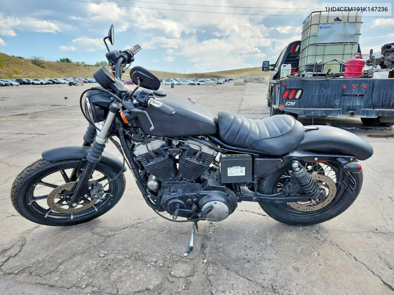 2001 Harley-Davidson Xl883 Hugger VIN: 1HD4CEM191K147236 Lot: 59384276