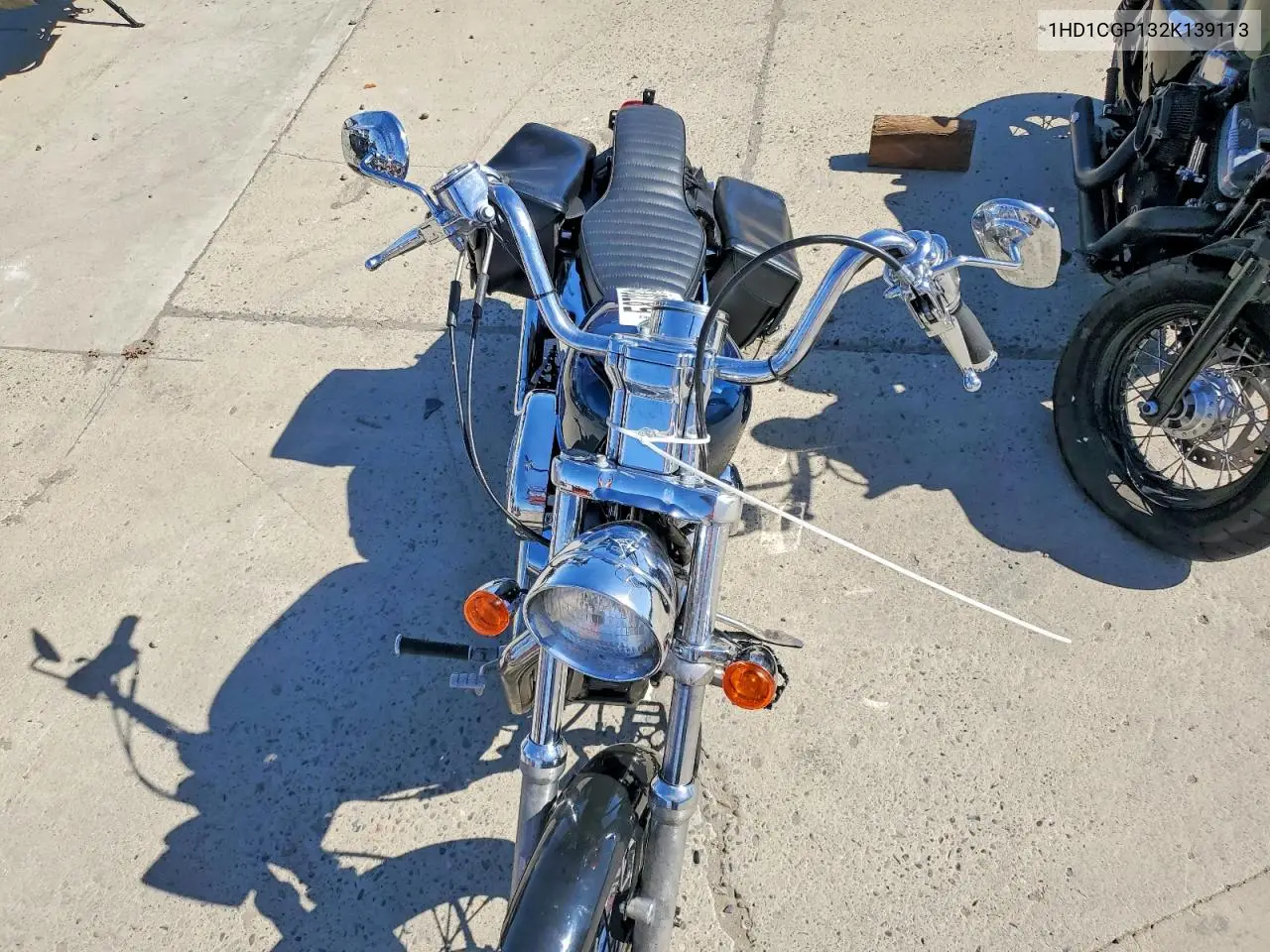 2002 Harley-Davidson Xl1200 C VIN: 1HD1CGP132K139113 Lot: 58733146