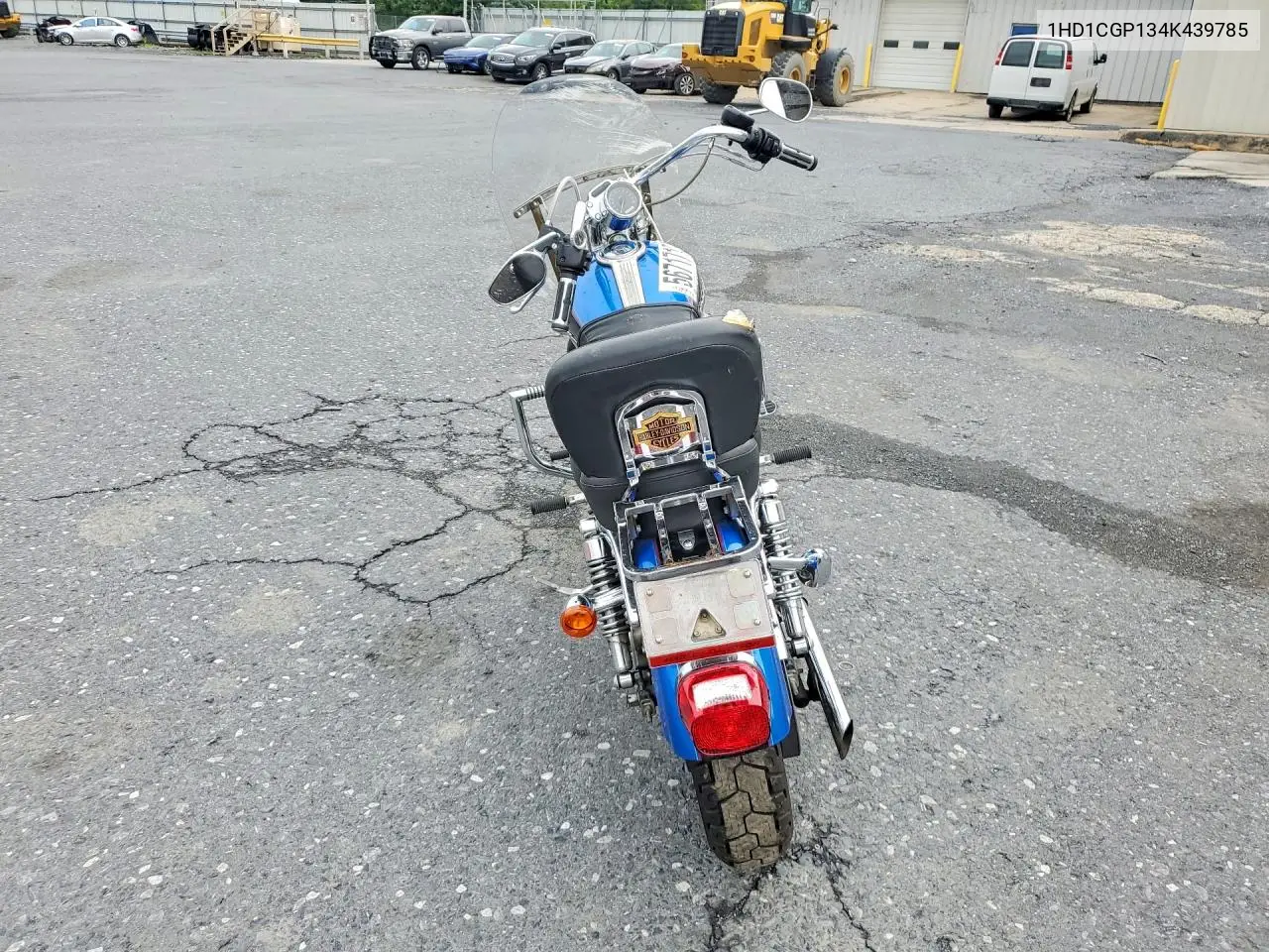 2004 Harley-Davidson Xl1200 C VIN: 1HD1CGP134K439785 Lot: 56717156