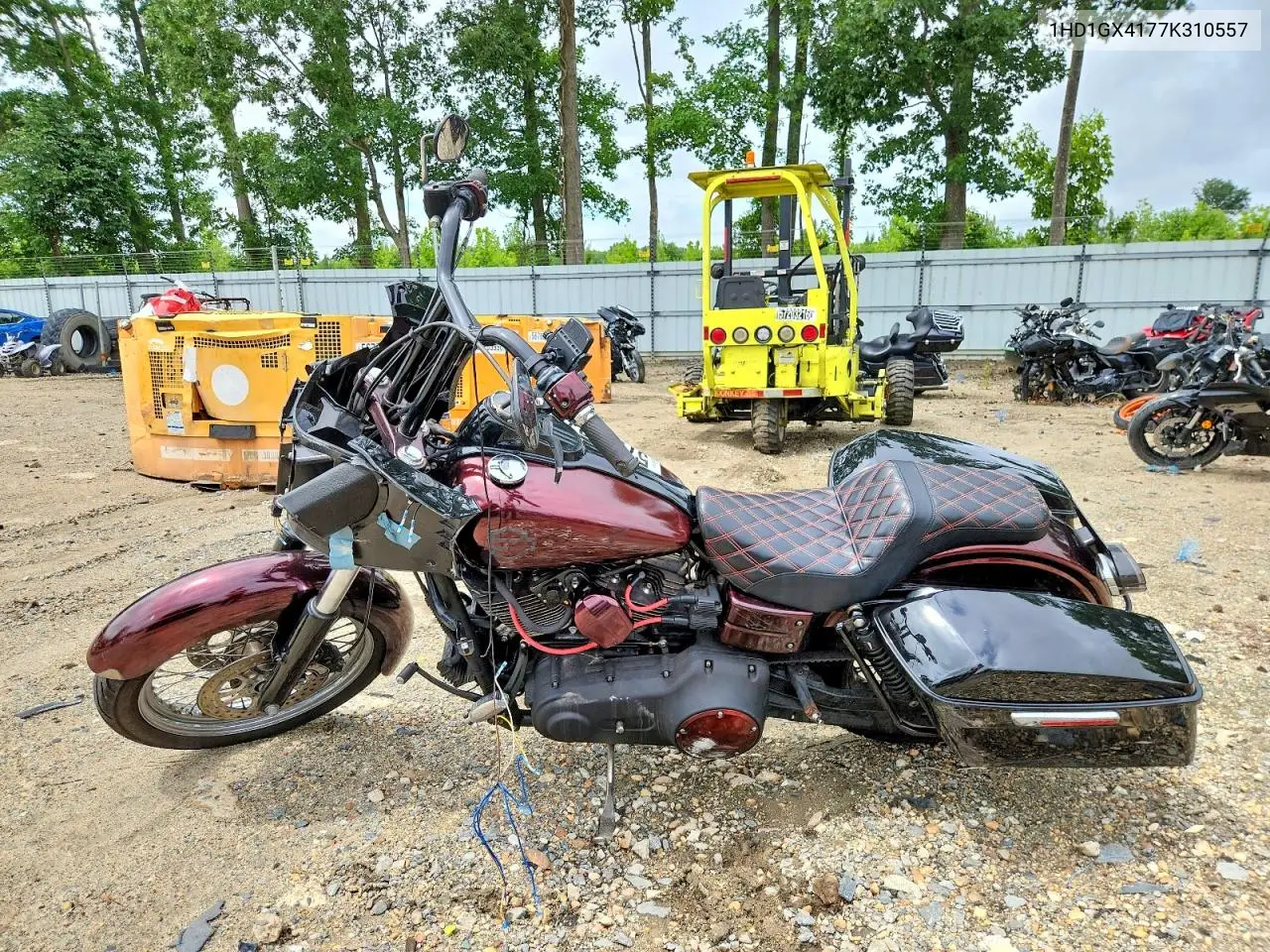 2007 Harley-Davidson Fxdbi VIN: 1HD1GX4177K310557 Lot: 57928376
