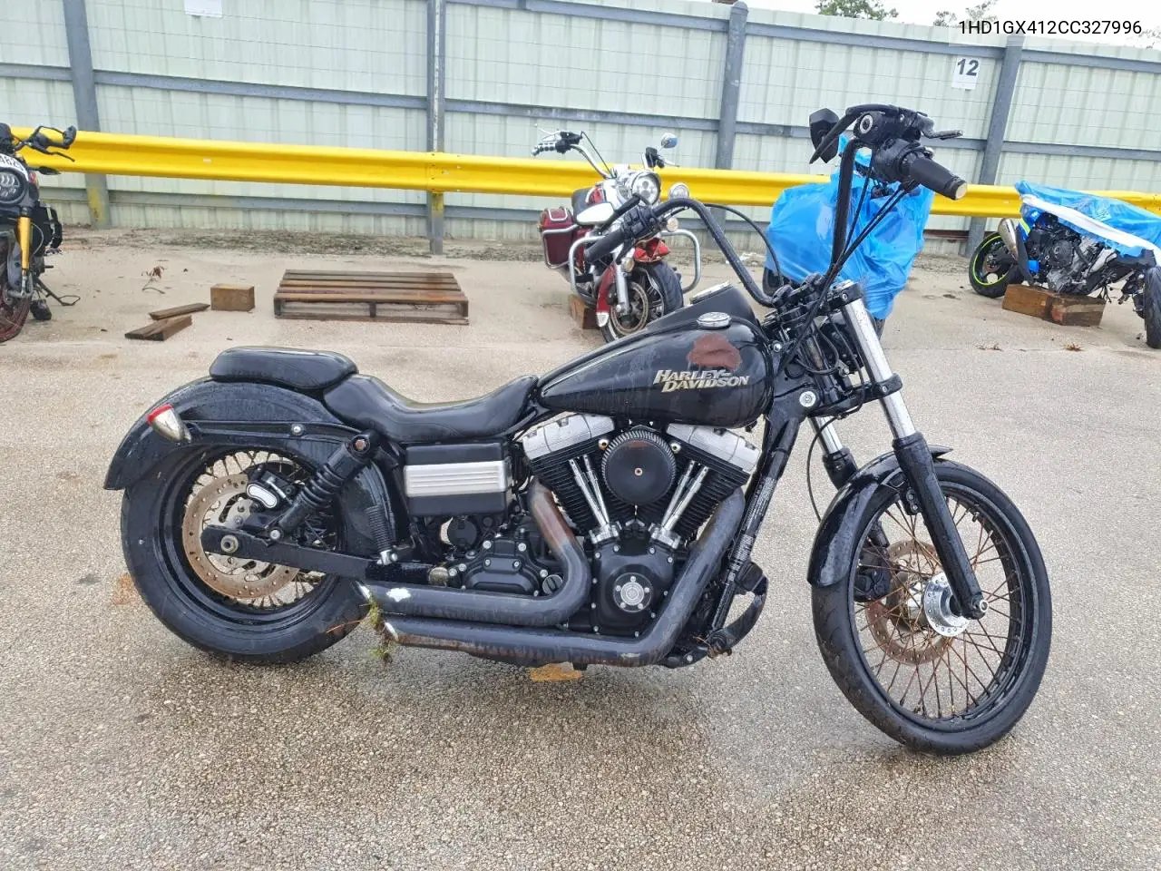 2012 Harley-Davidson Fxdb Dyna Street Bob VIN: 1HD1GX412CC327996 Lot: 56105986