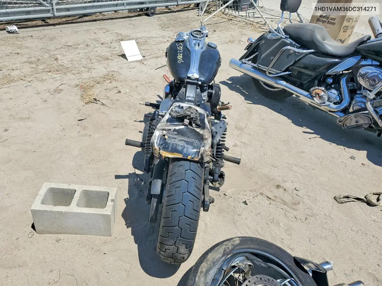 2013 Harley-Davidson Fxdbp Dyna Street Bob VIN: 1HD1VAM36DC314271 Lot: 53125816