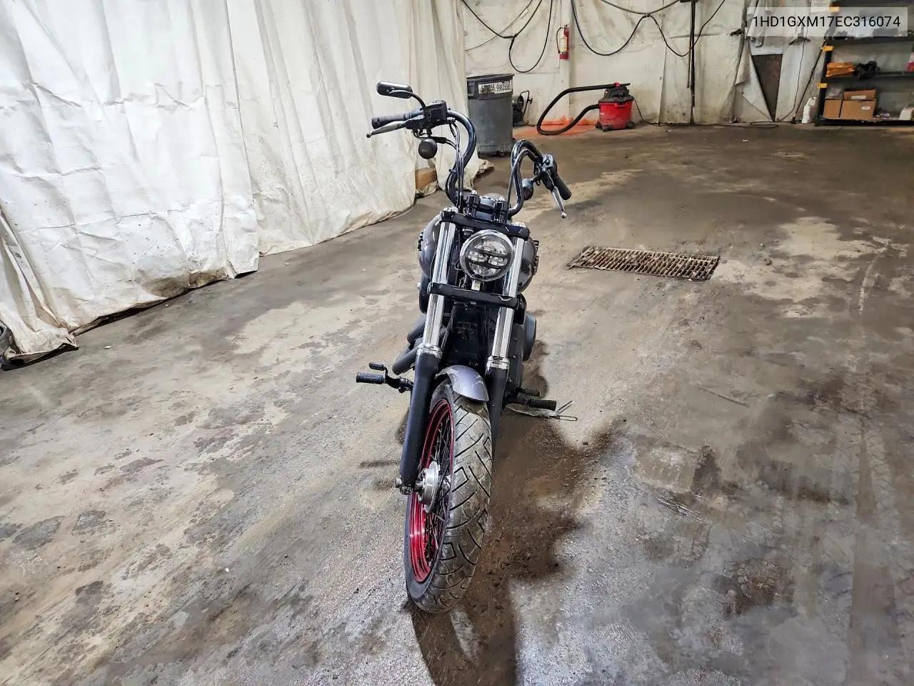 2014 Harley-Davidson Fxdb Dyna Street Bob VIN: 1HD1GXM17EC316074 Lot: 58900246