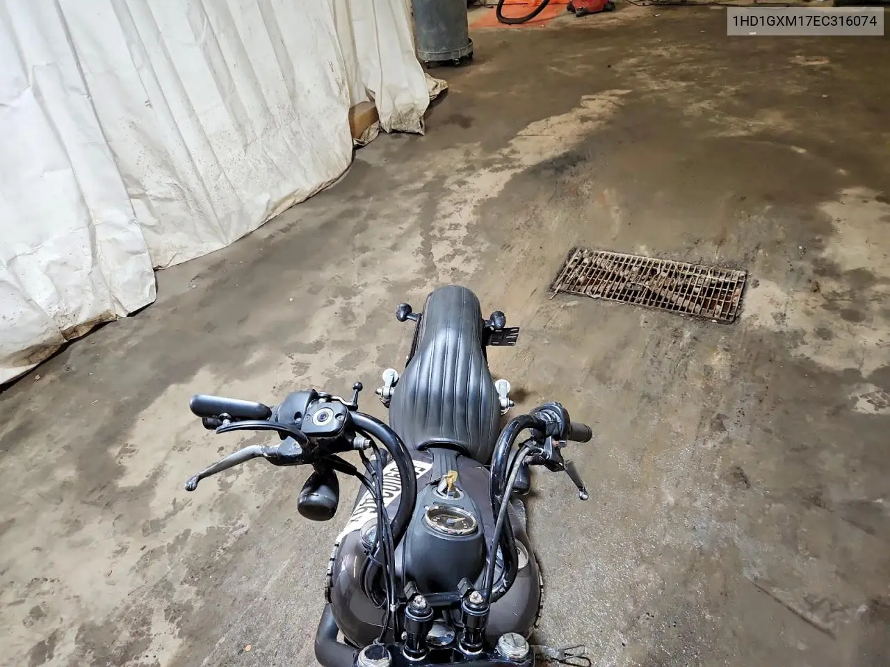 2014 Harley-Davidson Fxdb Dyna Street Bob VIN: 1HD1GXM17EC316074 Lot: 58900246