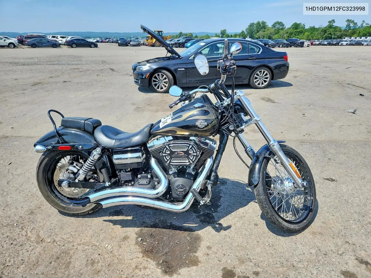 2015 Harley-Davidson Fxdwg Dyna Wide Glide VIN: 1HD1GPM12FC323998 Lot: 61338756
