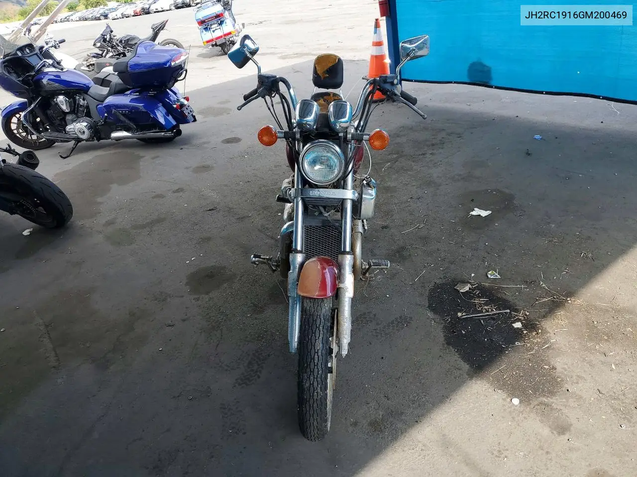 1986 Honda Vt700 C VIN: JH2RC1916GM200469 Lot: 52539836