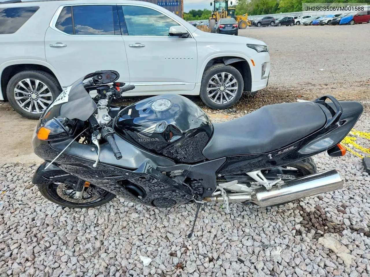 1997 Honda Cbr1100 Xx VIN: JH2SC3506VM001588 Lot: 85462225