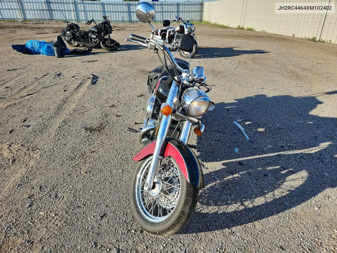 1999 Honda Vt750 Cd2 VIN: JH2RC4464XM102402 Lot: 54826166