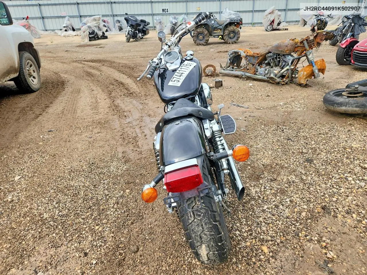 2001 Honda Vt750 Dc VIN: JH2RC44091K502907 Lot: 57441176