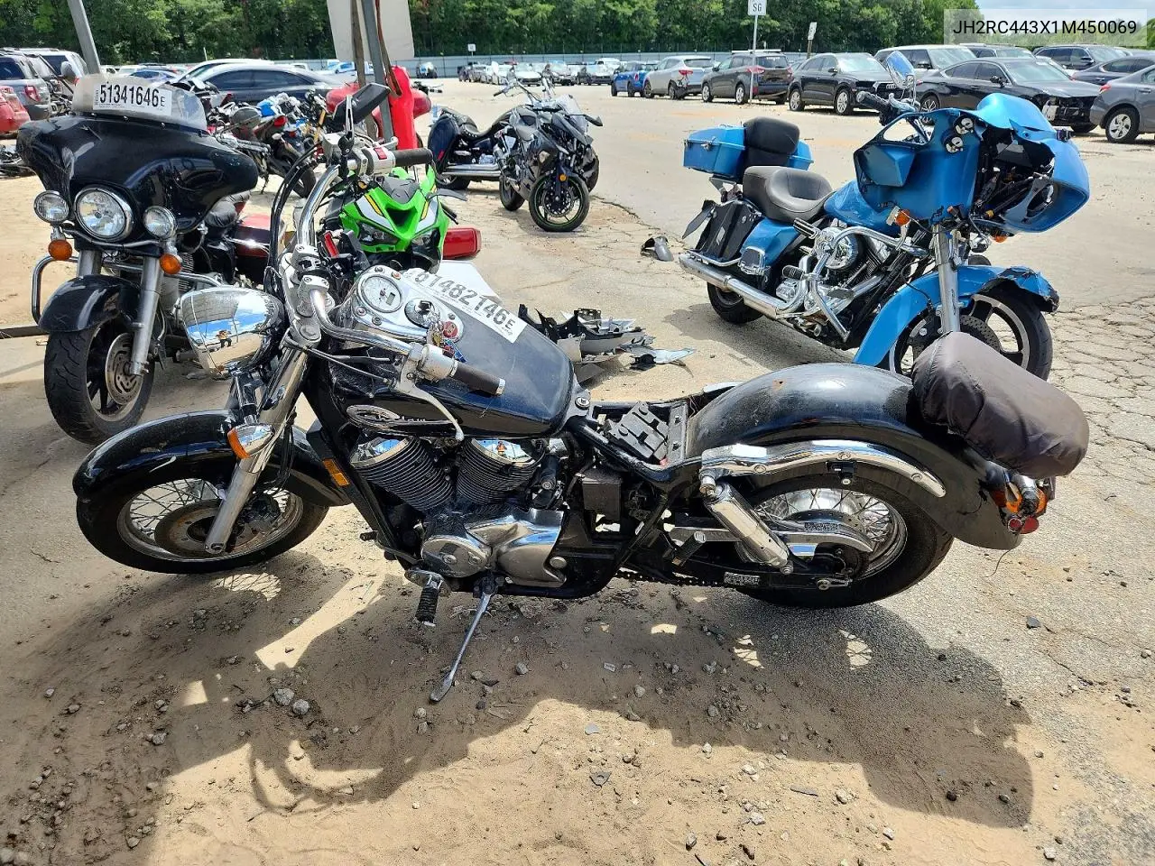 2001 Honda Vt750 Cd VIN: JH2RC443X1M450069 Lot: 61482146