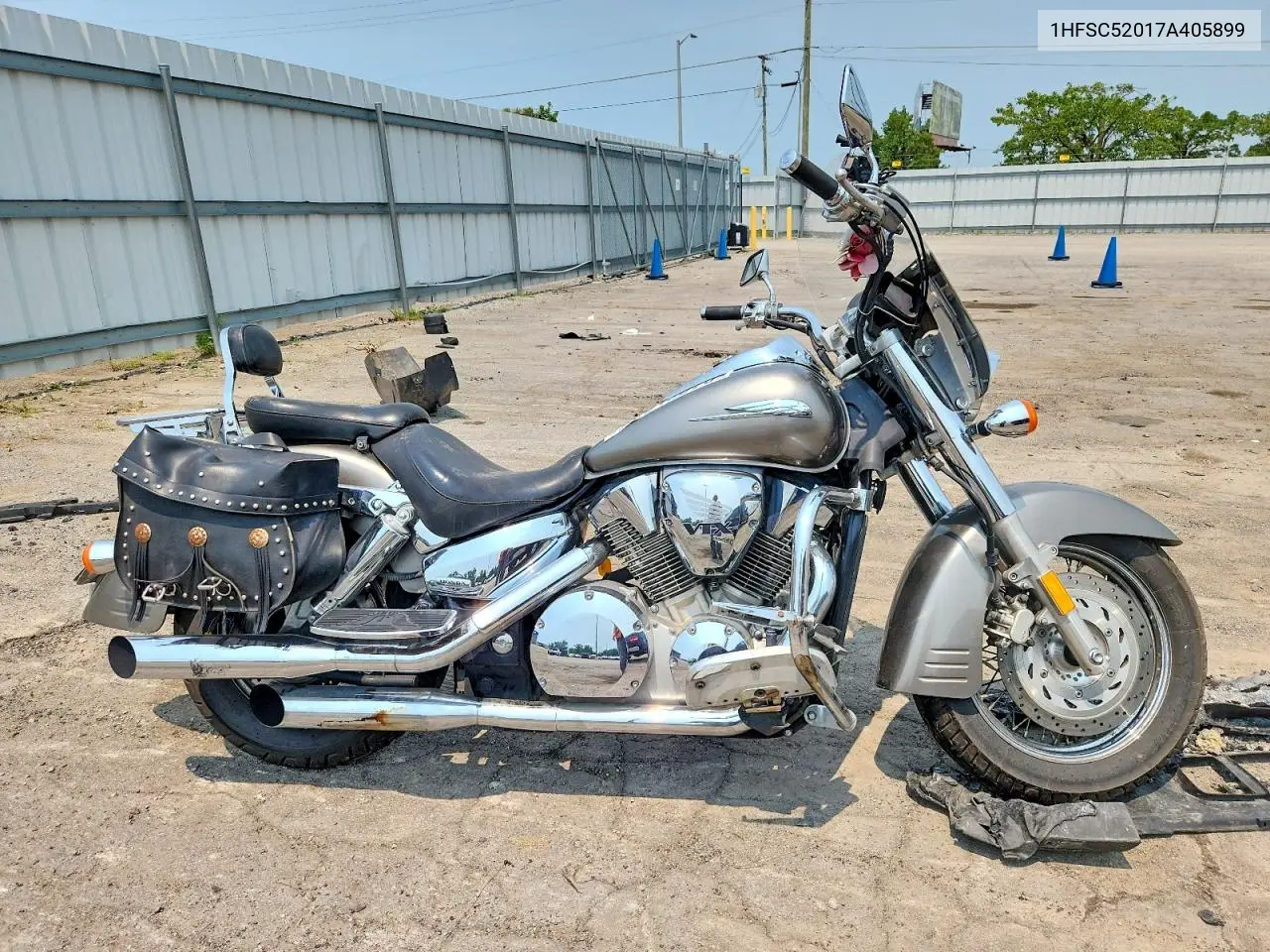 2007 Honda Vtx1300 S VIN: 1HFSC52017A405899 Lot: 60913076