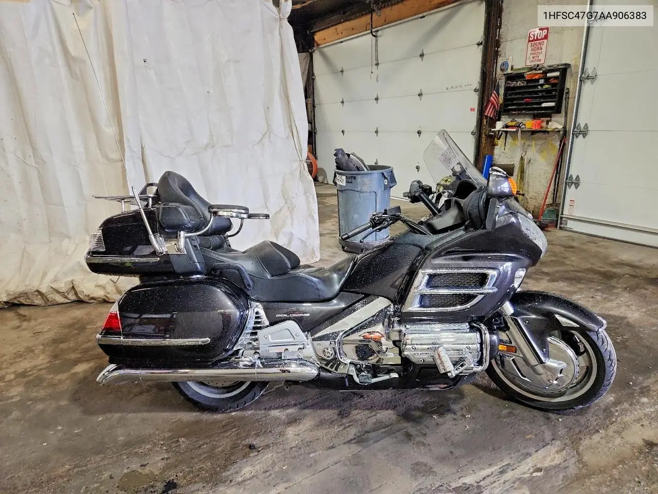 2010 Honda Gl1800 VIN: 1HFSC47G7AA906383 Lot: 56025146