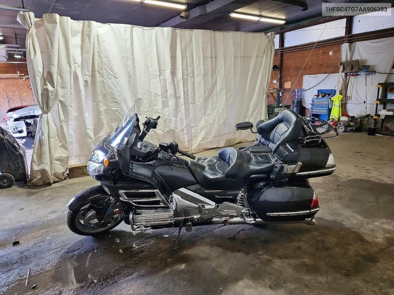 2010 Honda Gl1800 VIN: 1HFSC47G7AA906383 Lot: 56025146