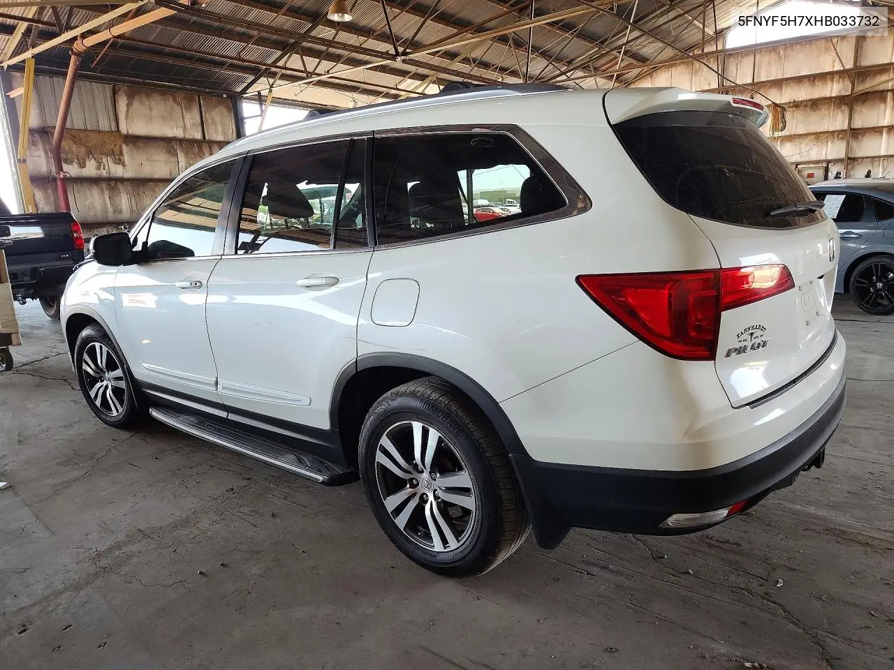 2017 Honda Pilot Exln VIN: 5FNYF5H7XHB033732 Lot: 60181646