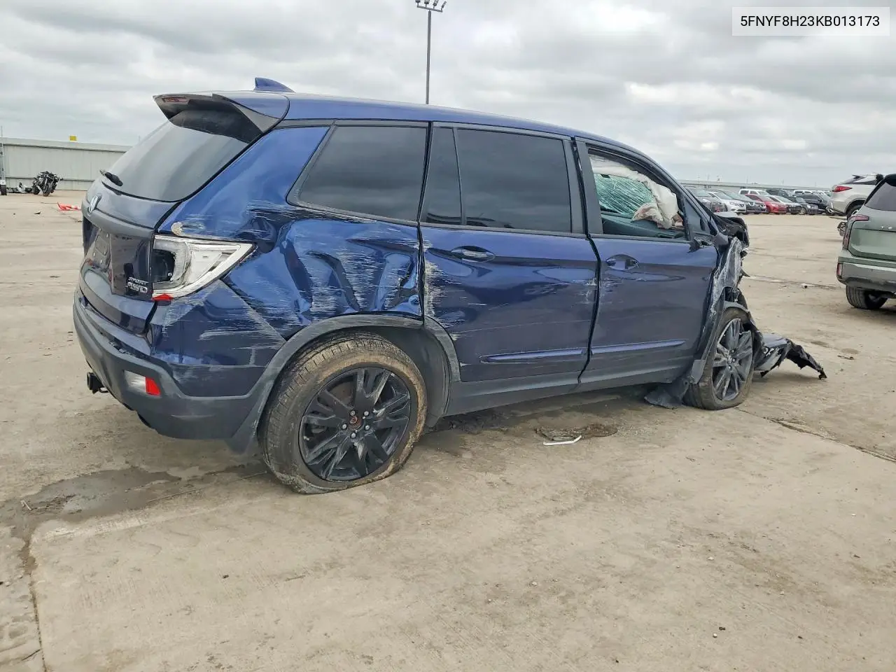 2019 Honda Passport VIN: 5FNYF8H23KB013173 Lot: 53128036