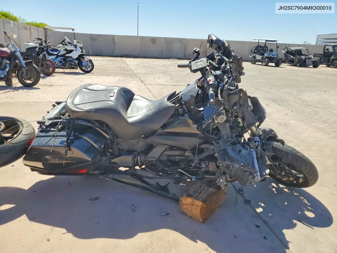 2021 Honda Gl1800 VIN: JH2SC7904MK300010 Lot: 57964776