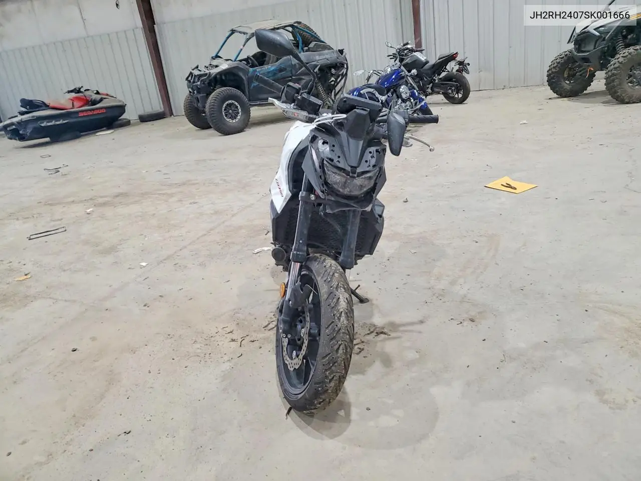 2025 Honda Cb750 A VIN: JH2RH2407SK001666 Lot: 55882086