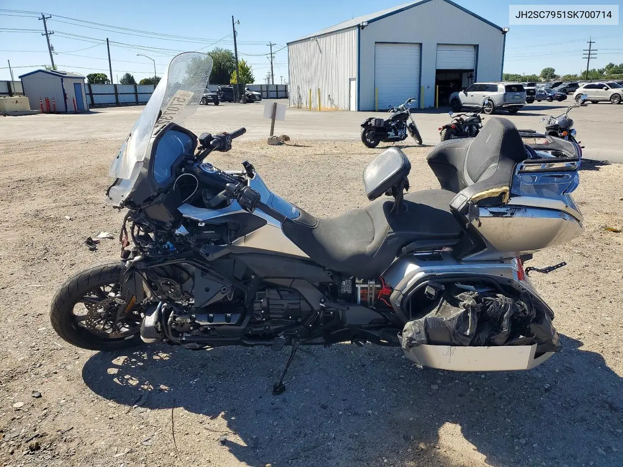 2025 Honda Gl1800 D VIN: JH2SC7951SK700714 Lot: 57073216