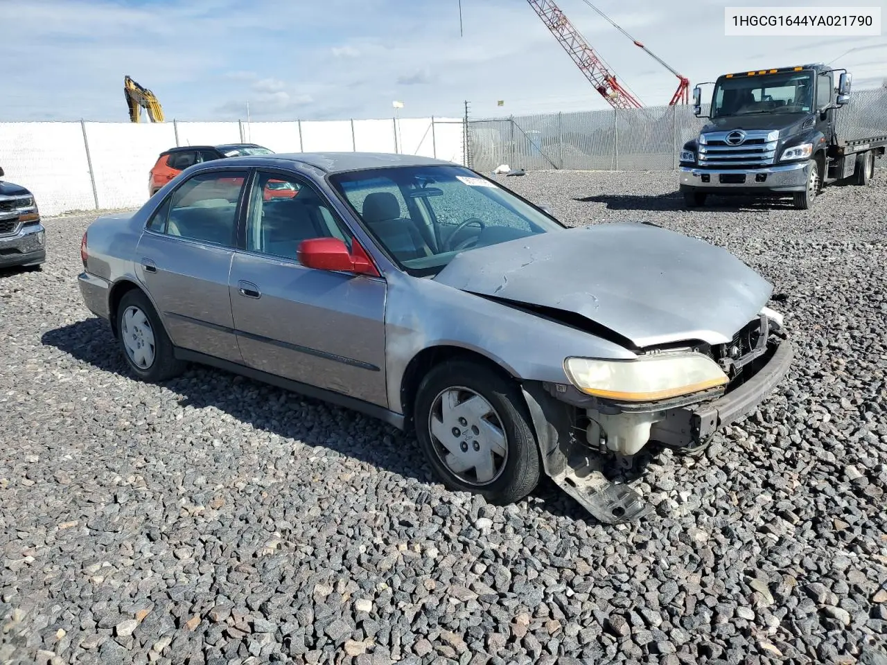 1HGCG1644YA021790 2000 Honda Accord Lx