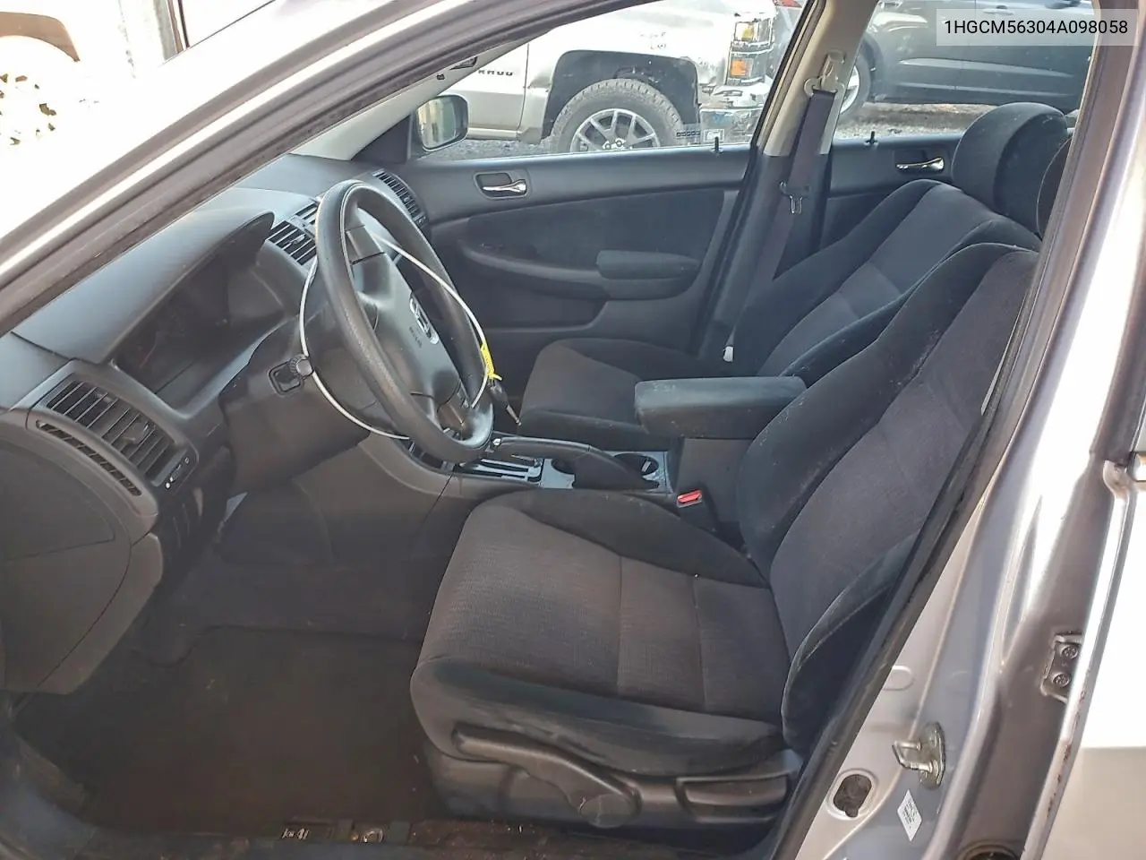 1HGCM56304A098058 2004 Honda Accord Lx