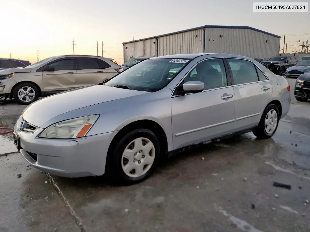 1HGCM56495A027824 2005 Honda Accord Lx