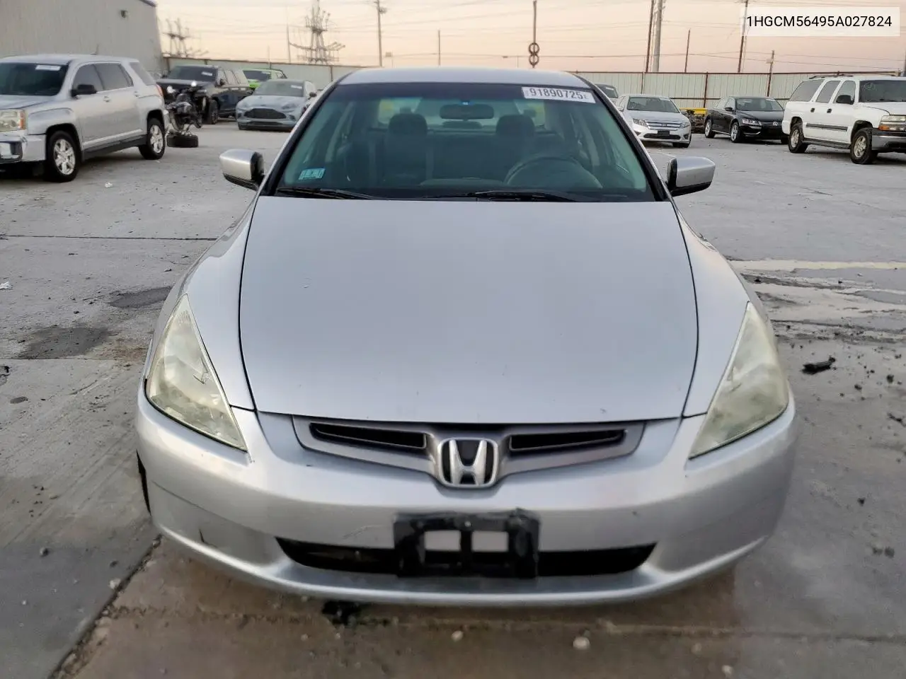 1HGCM56495A027824 2005 Honda Accord Lx