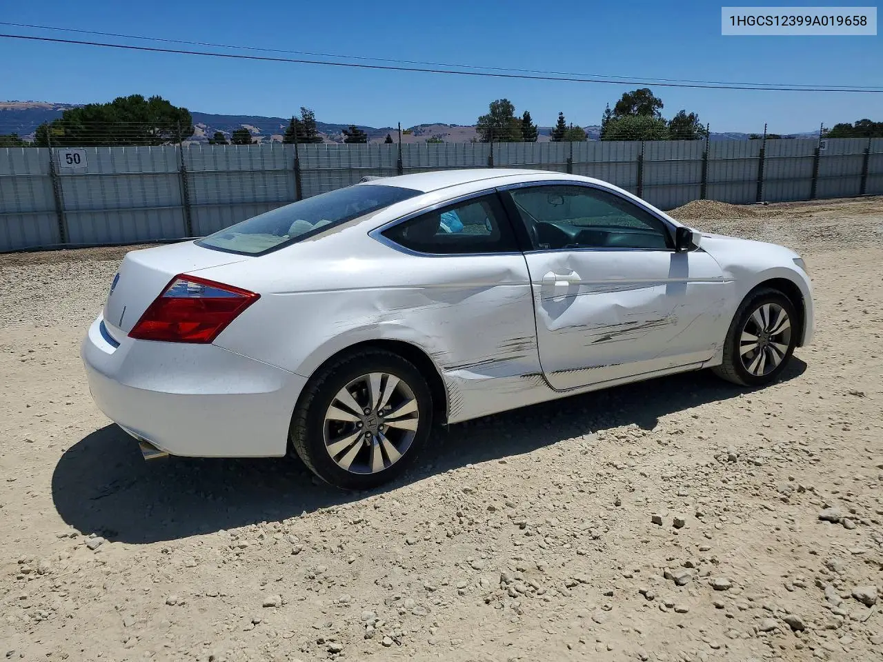 2009 Honda Accord Lx VIN: 1HGCS12399A019658 Lot: 61064556