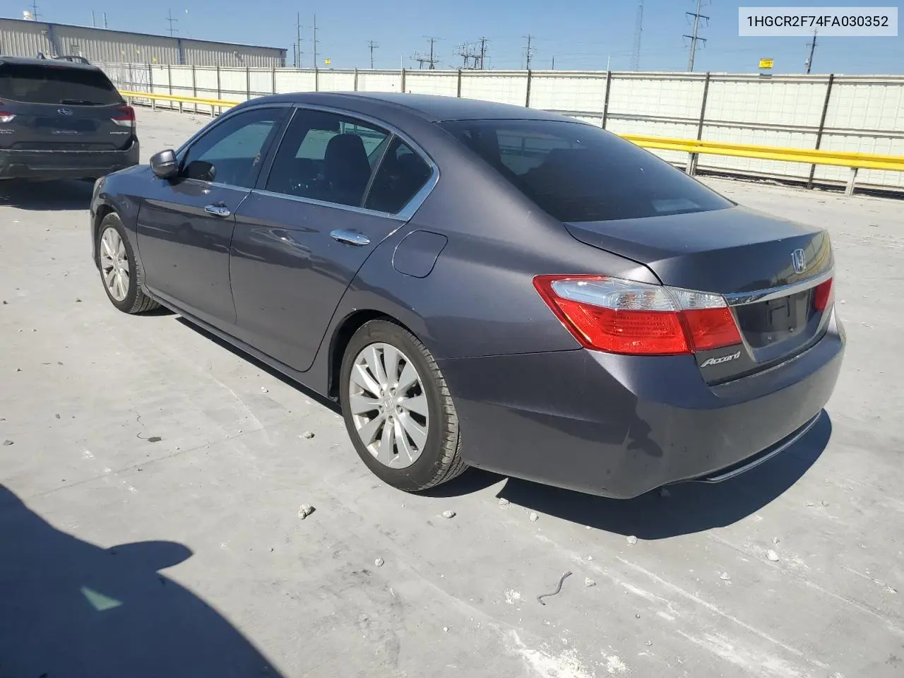 1HGCR2F74FA030352 2015 Honda Accord Ex